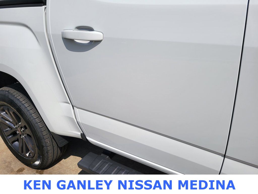 2020 GMC Canyon SLE1 photo