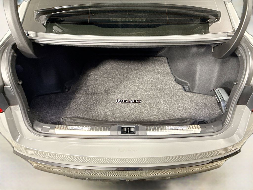 Thumbnail: 2025 Lexus IS - 26