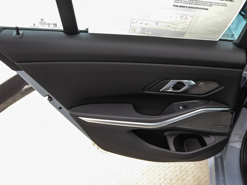 Thumbnail: 2026 BMW 3 Series - 20