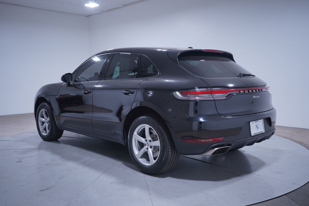 2021 Porsche Macan Base 3