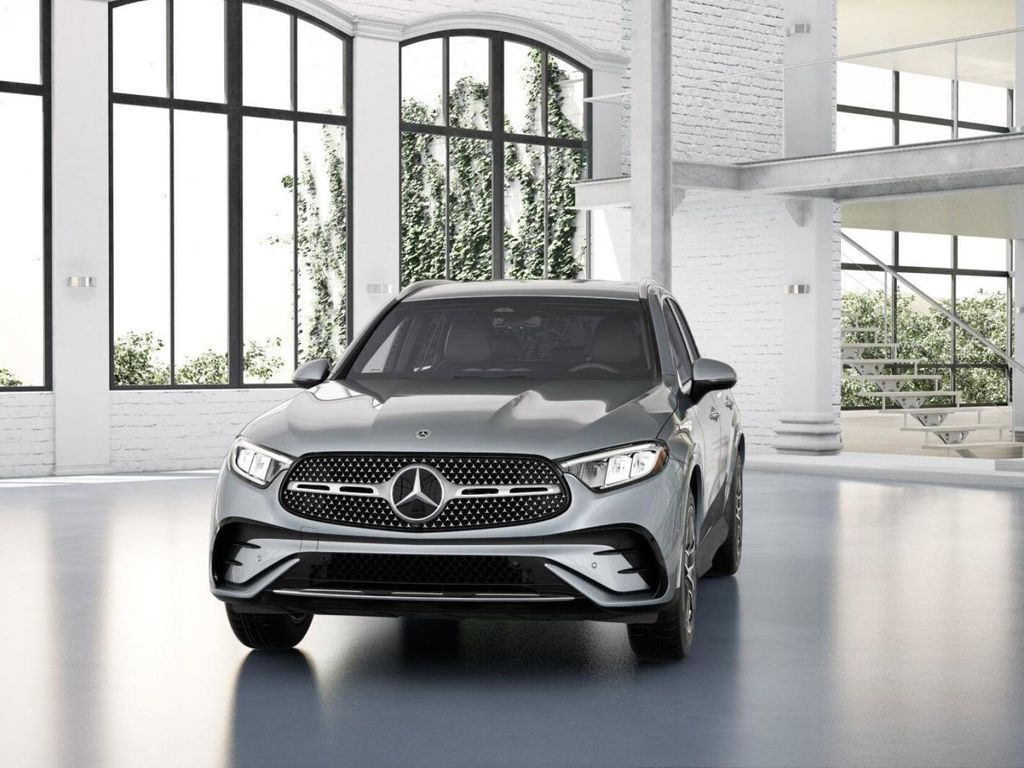 2025 Mercedes-Benz GLC GLC 300 42