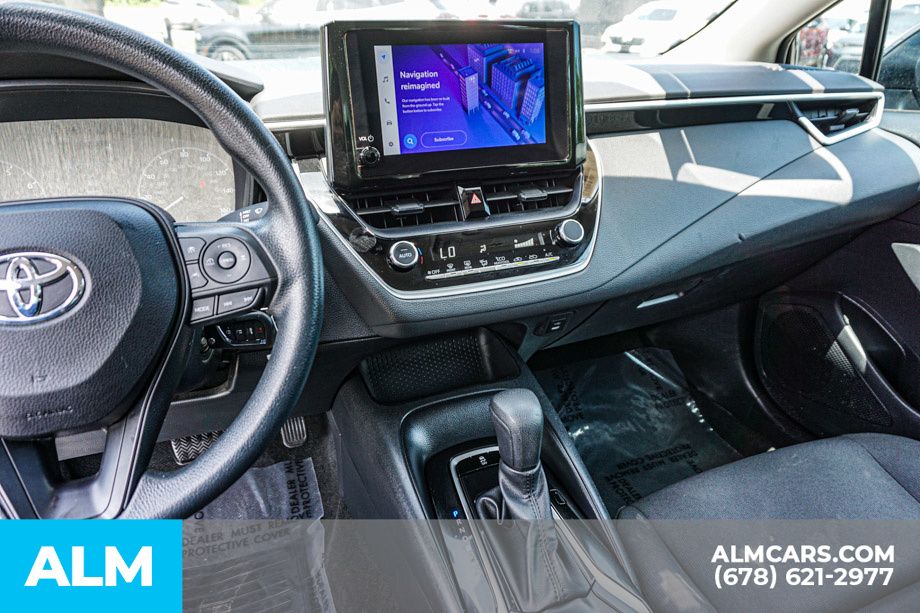 2023 Toyota Corolla LE photo 30