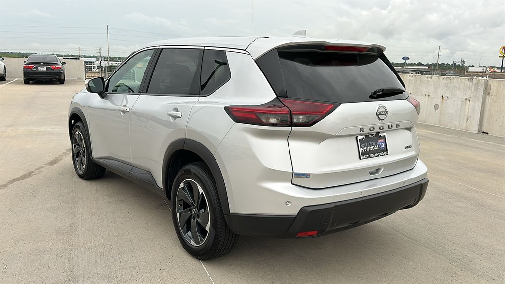 2025 Nissan Rogue SV Silver at Bravo Nissan