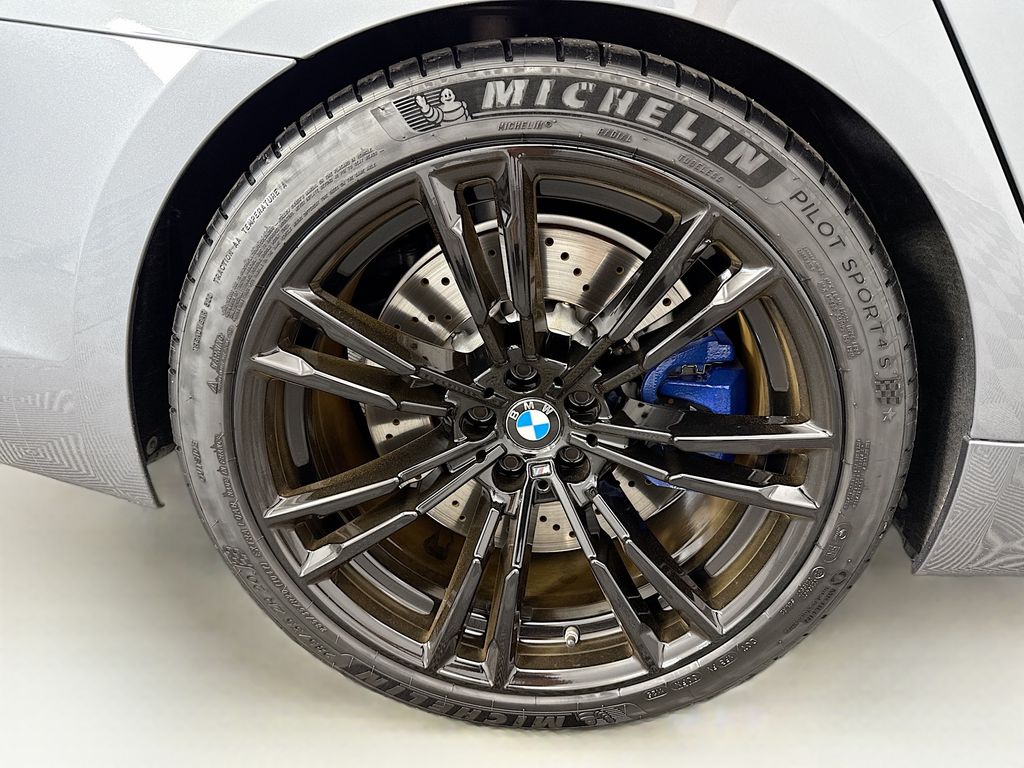Thumbnail: 2018 BMW M5 - 32