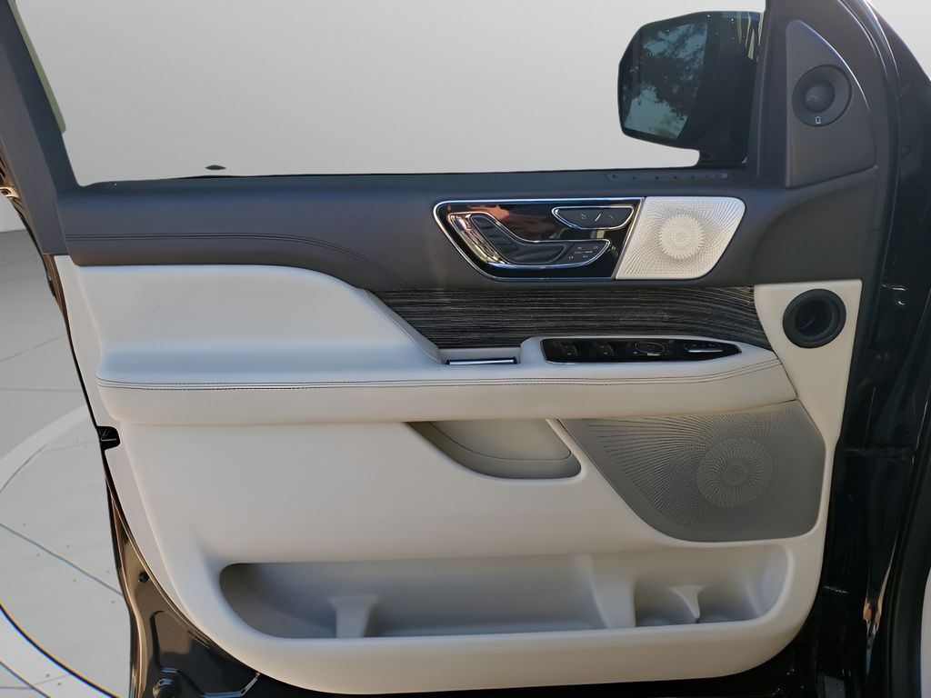 Used Car 2023 Lincoln Navigator L  Black Label For Sale Under $80,000 In Austin, Texas