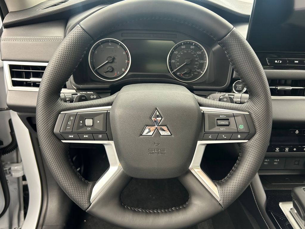 New 2026 White Mitsubishi Trail Edition image 13