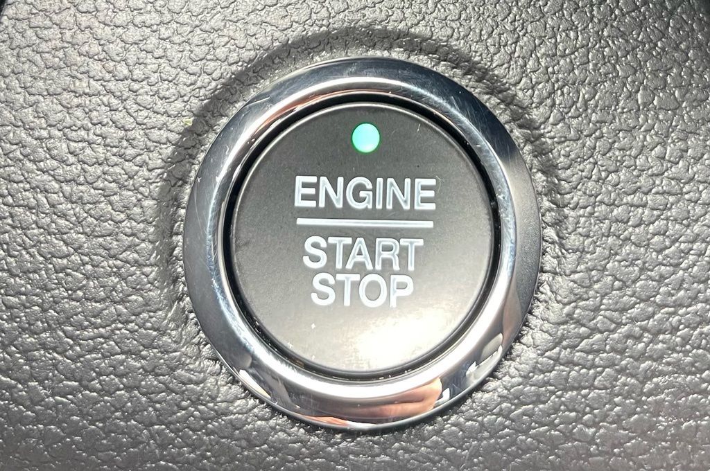 2019 Ford Expedition XLT Silver at Autostrade