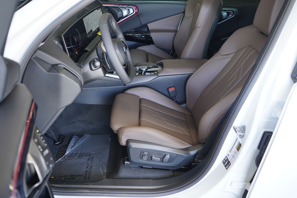 Thumbnail: 2026 BMW X3 - 11