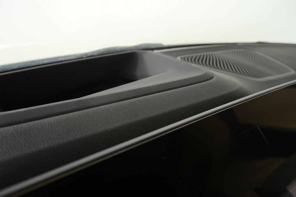Thumbnail: 2026 BMW 3 Series - 18
