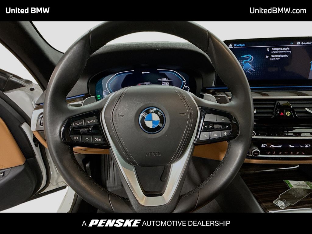 Thumbnail: 2023 BMW 5 Series - 6