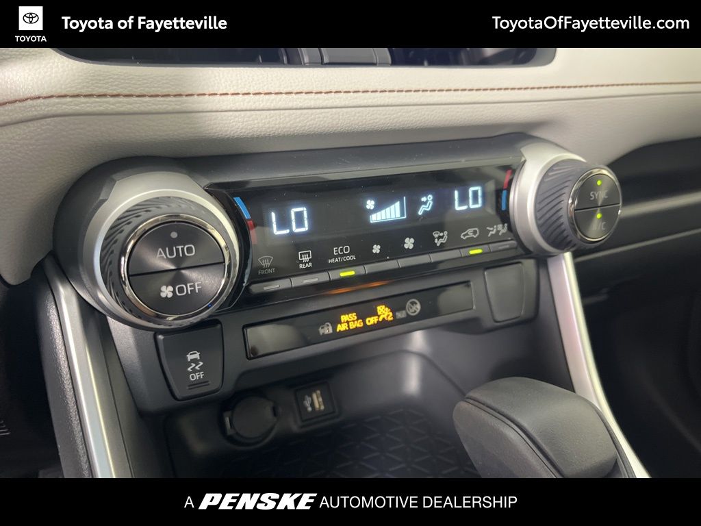 Thumbnail: 2025 Toyota RAV4 - 30
