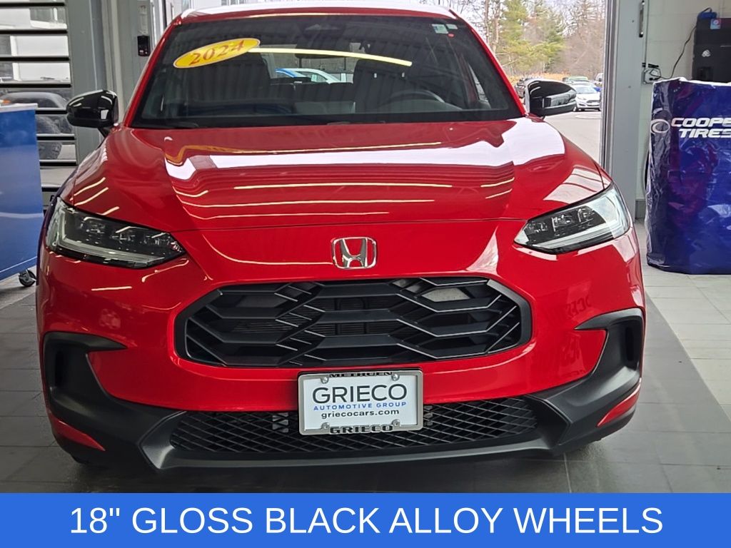 View vehicle photo 3