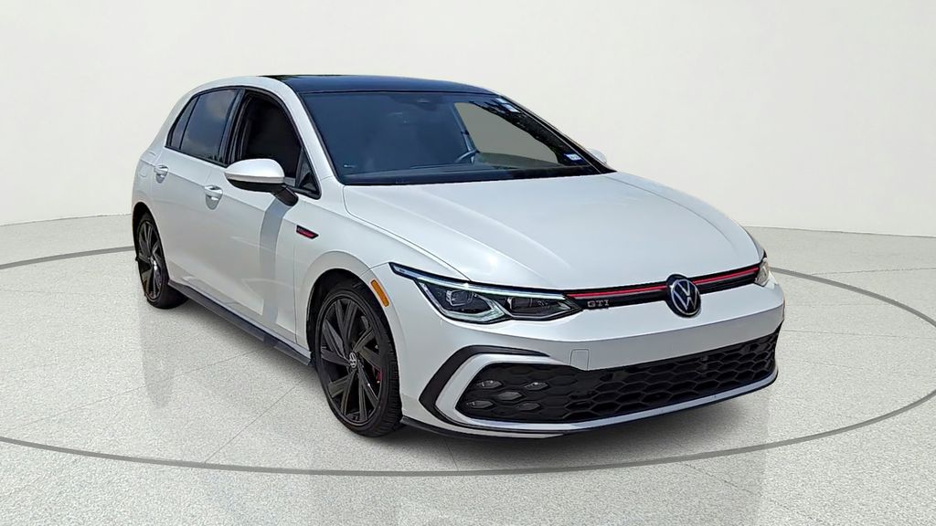 Oryx White Pearl 2022 Volkswagen Golf GTI Hatchback Front-Wheel Drive 7-Speed Dual Clutch