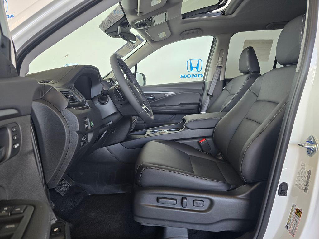 Thumbnail: 2026 Honda Ridgeline - 10