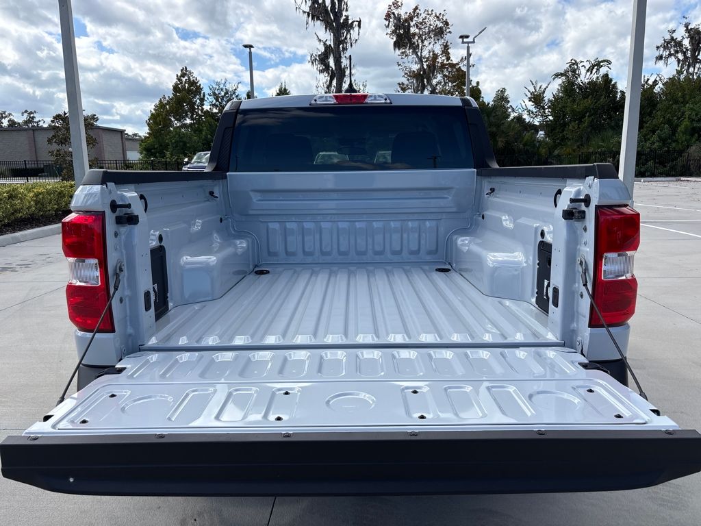 New 2025 White Ford XLT image 25