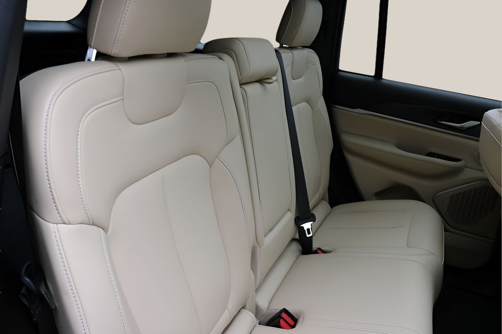 Used Car 2024 Jeep Grand Cherokee  4xe For Sale Under $35,000 In Austin, Texas