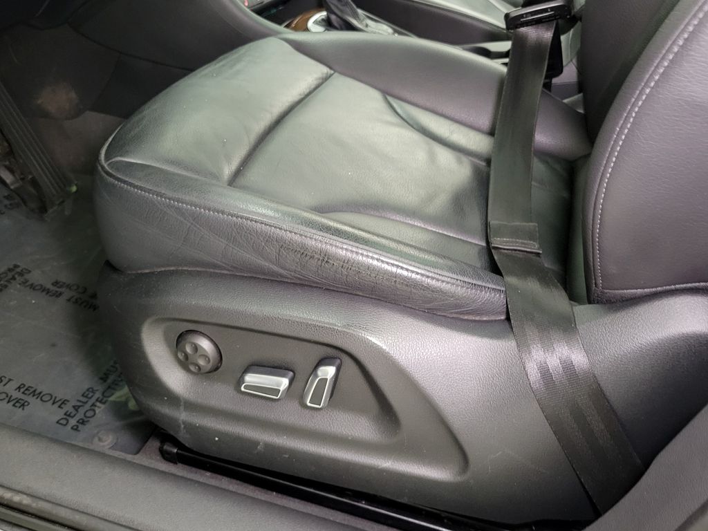 Thumbnail: 2016 Audi Q3 - 25