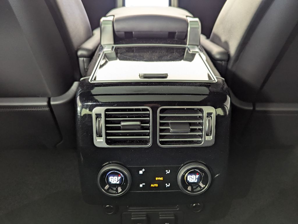 2018 Fuji White Land Rover Range Rover 5.0L V8 Supercharged 4X4 SUV