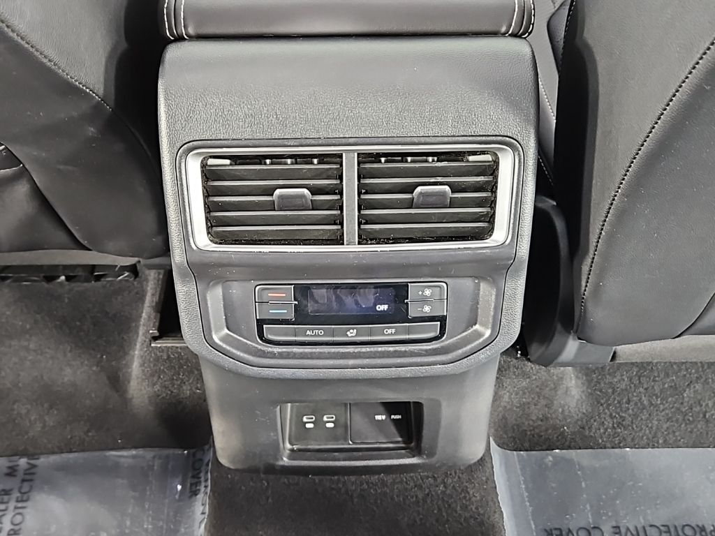 Thumbnail: 2025 Volkswagen Atlas - 25