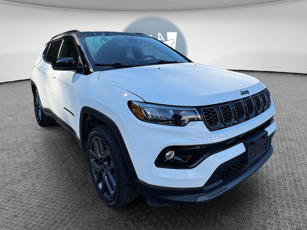 Bright White Clearcoat 2026 Jeep Compass SUV / Crossover Four-Wheel Drive 8-Speed Automatic