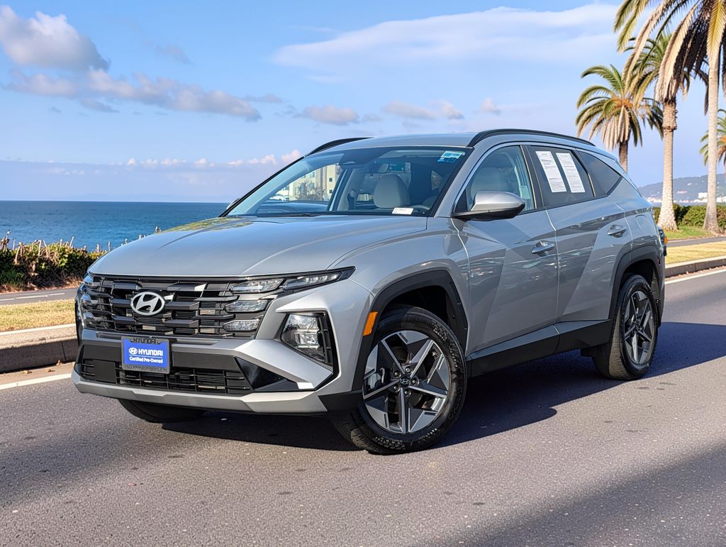 Shimmering Silver 2025 Hyundai Tucson SUV / Crossover All-Wheel Drive 8-Speed Automatic