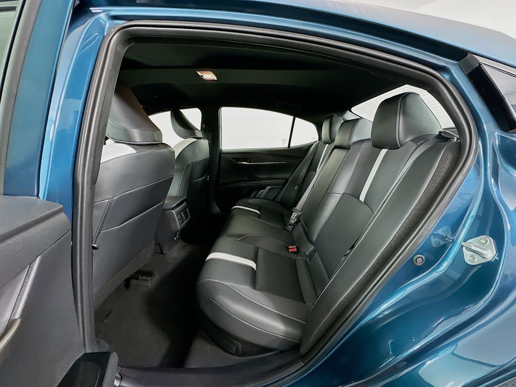 Thumbnail: 2025 Toyota Camry - 23