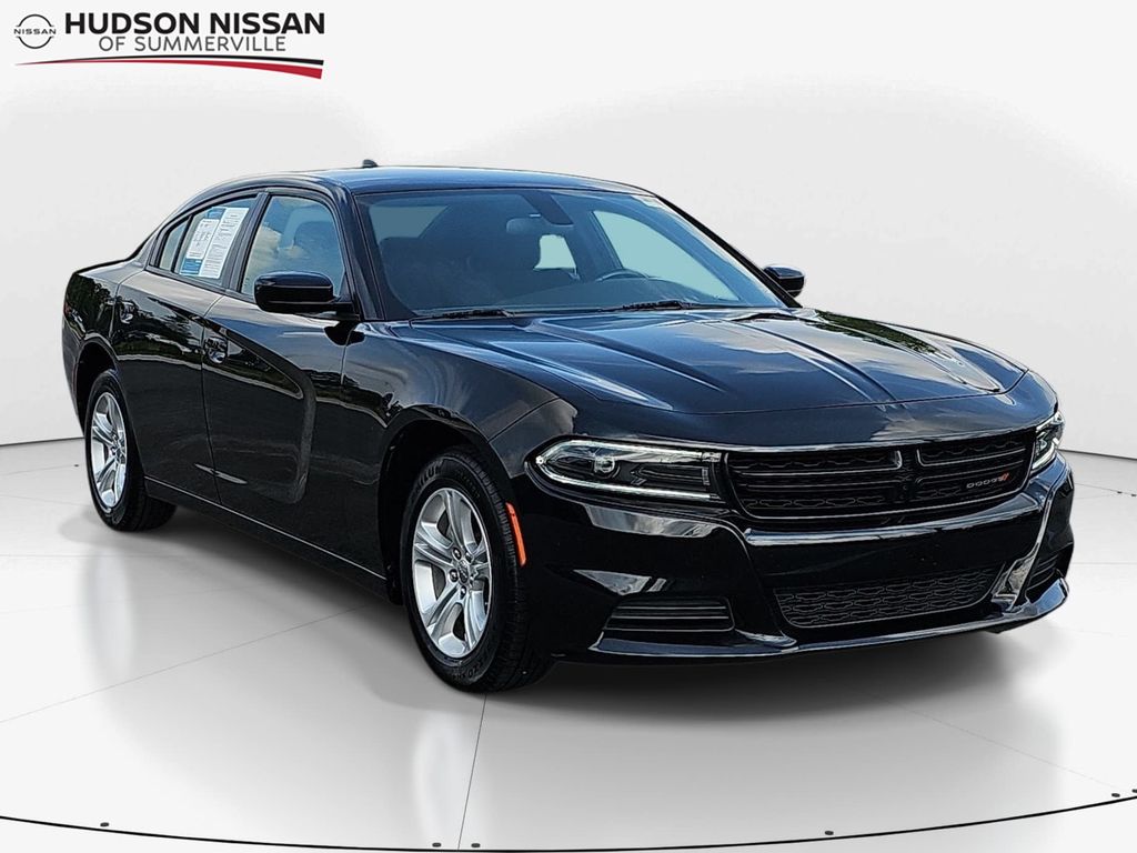 Pitch Black Clearcoat 2023 Dodge Charger SXT RWD Sedan Rear-Wheel Drive 8-Speed Automatic