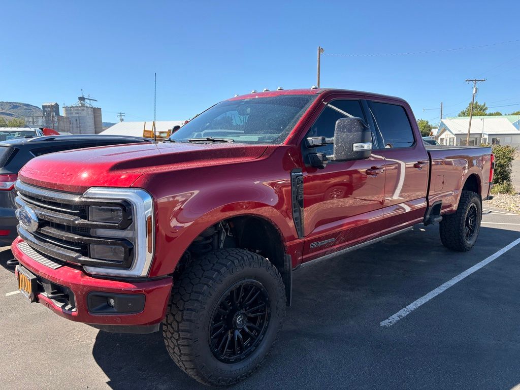2026 Ford F-350 Super Duty Platinum Crew Cab 4WD