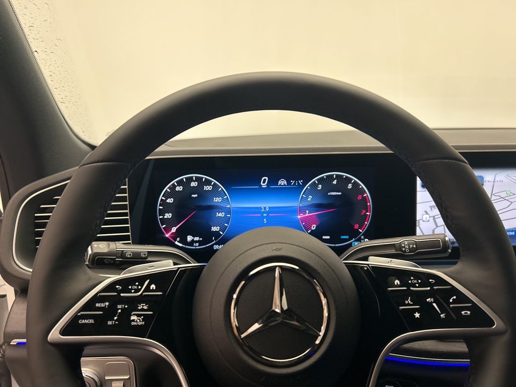 Thumbnail: 2026 Mercedes-Benz GLE - 13