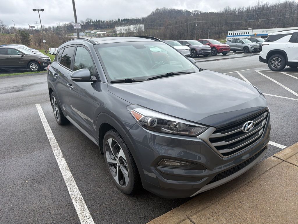 Coliseum Gray 2018 Hyundai Tucson 1.6T Value AWD SUV / Crossover All-Wheel Drive 7-Speed Automatic