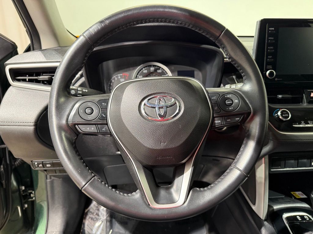 Thumbnail: 2022 Toyota Corolla Cross - 24