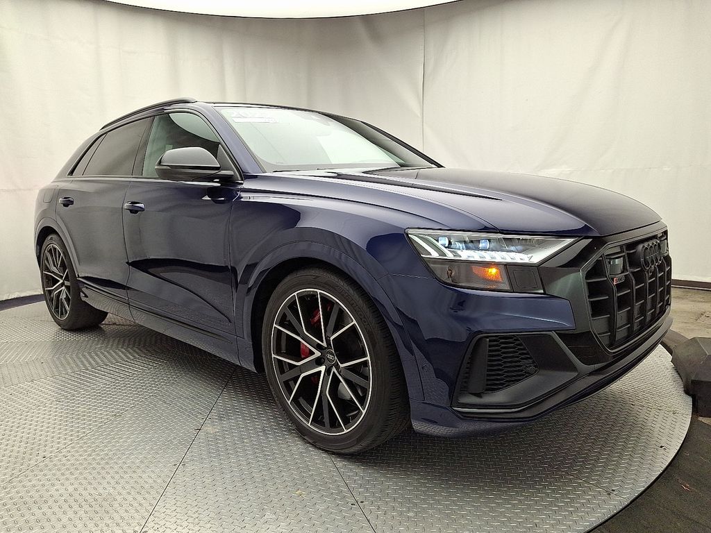 Thumbnail: 2022 Audi SQ8 - 3