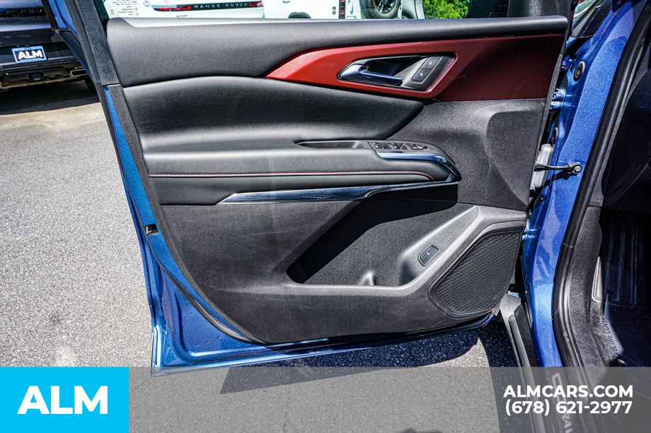 Used 2025 Blue Chevrolet Z71 image 49