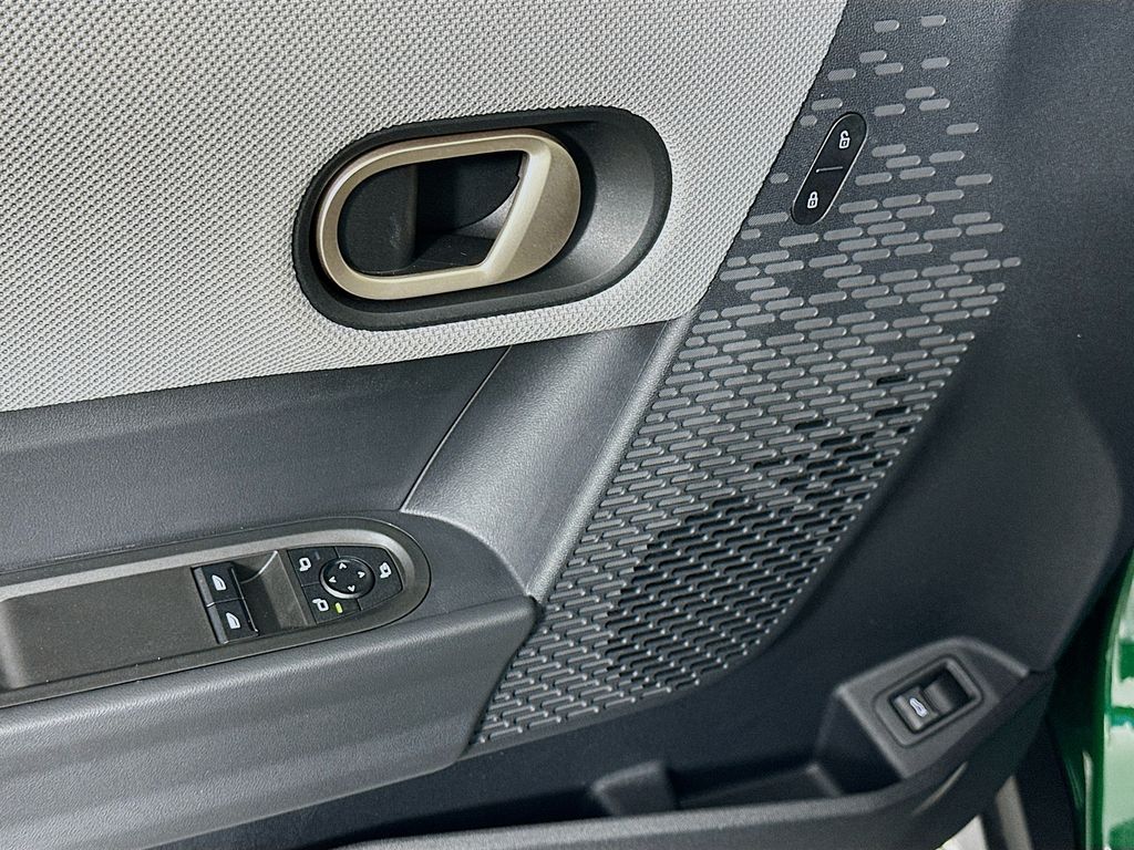 Thumbnail: 2025 MINI Cooper - 17