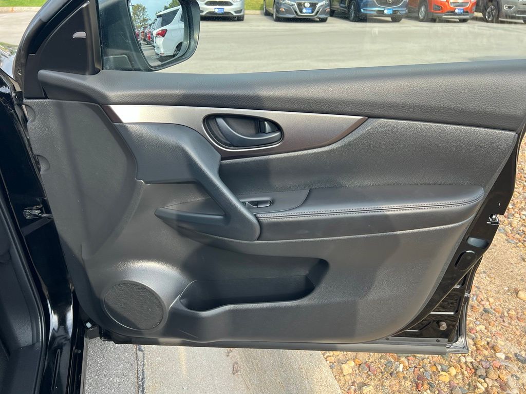 Used 2021 Nissan Rogue Sport SUV