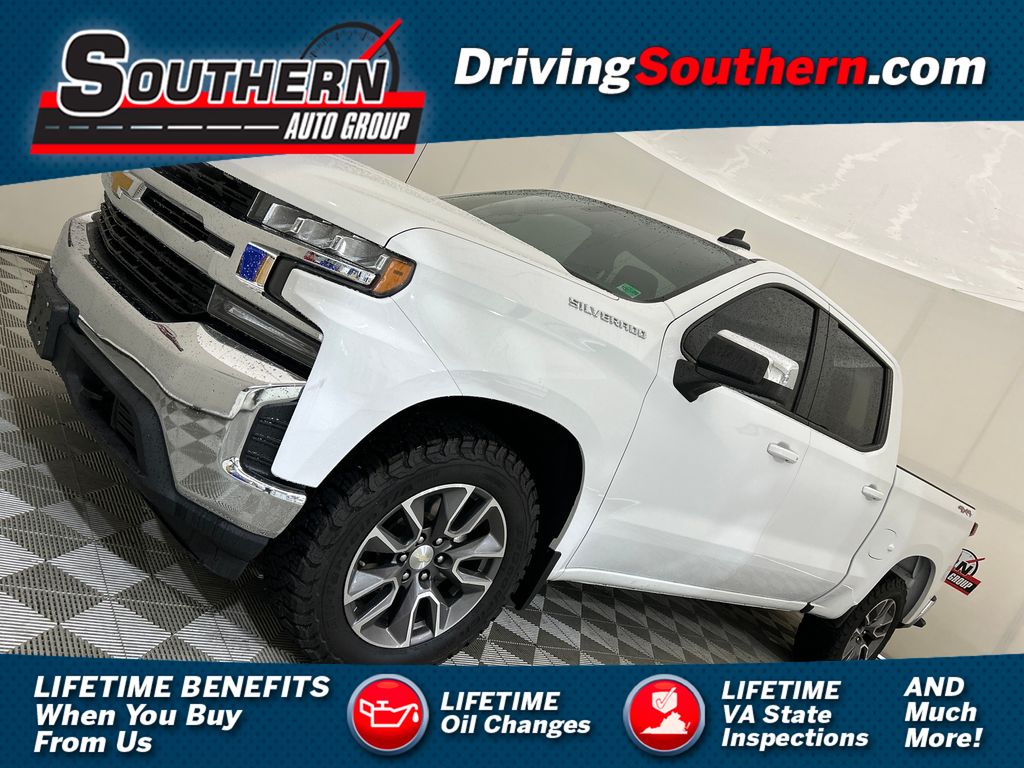 Summit White 2022 Chevrolet Silverado 1500 Pickup Truck Four-Wheel Drive 8-Speed Automatic