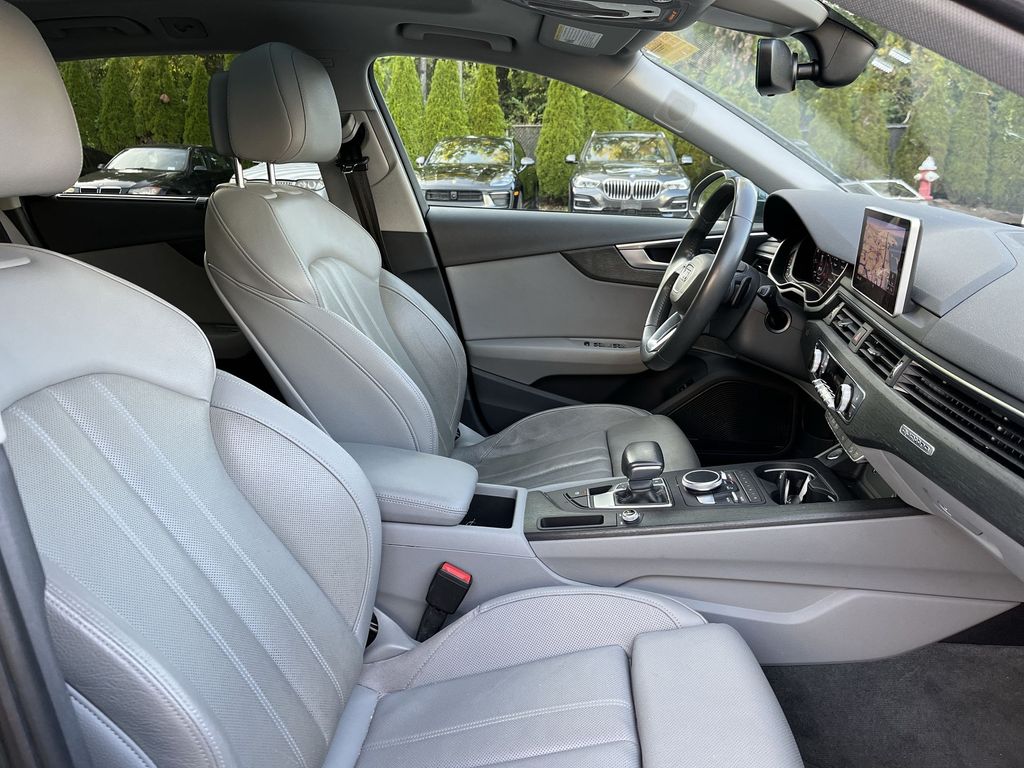 Thumbnail: 2018 Audi A4 - 21