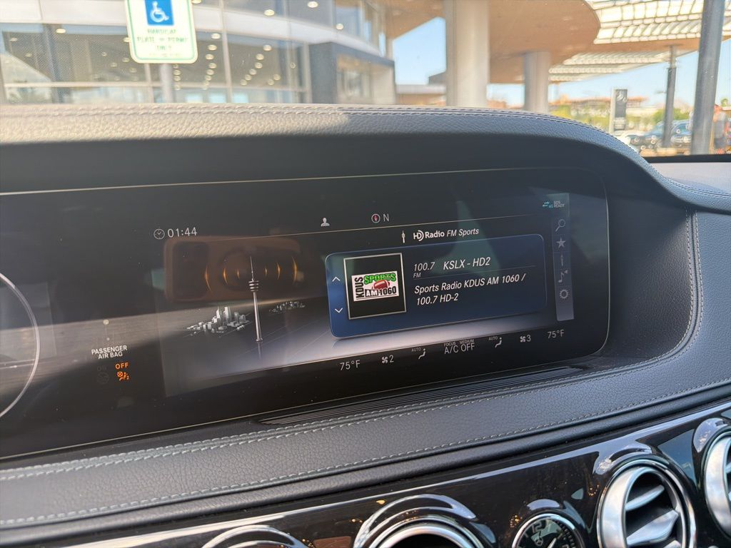 Thumbnail: 2019 Mercedes-Benz S-Class - 9