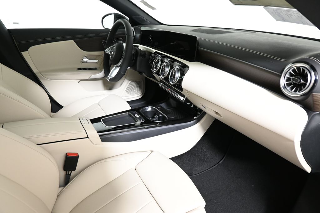 Thumbnail: 2026 Mercedes-Benz CLA - 21