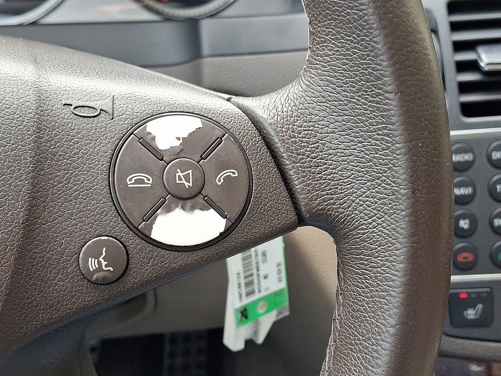 2011 Mercedes-Benz C-Class C 300 23