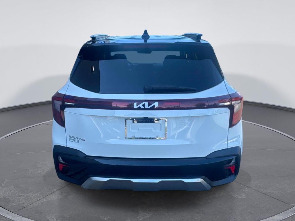 Used 2026 White Kia S image 6