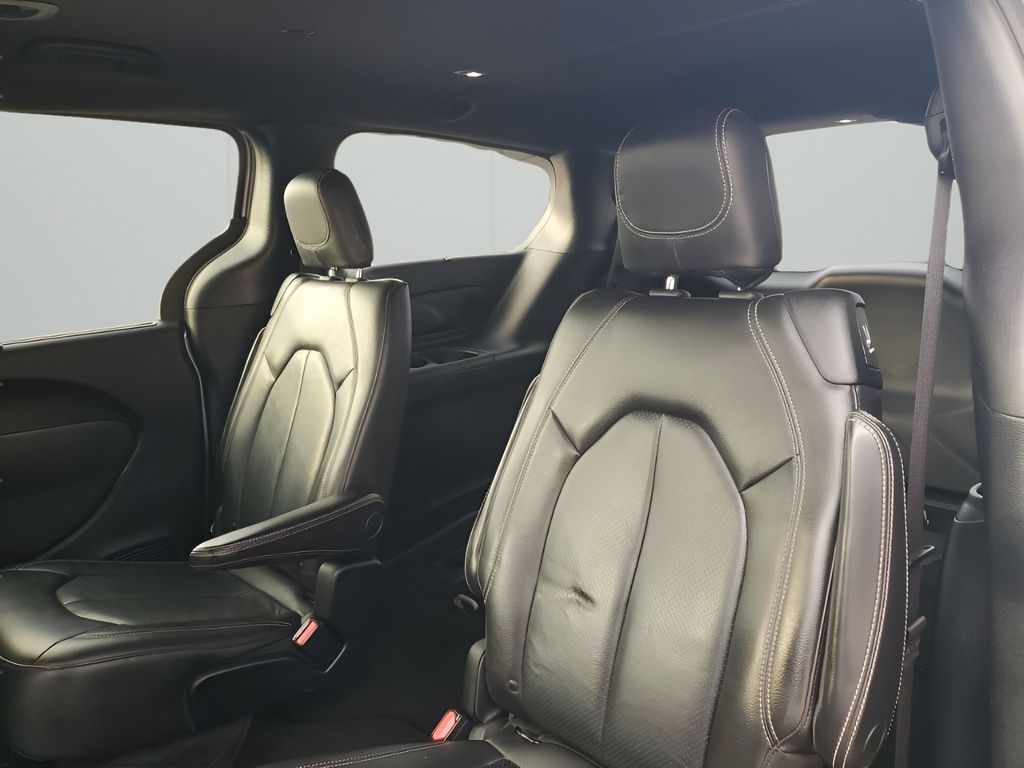 Used Car 2019 Chrysler Pacifica  Touring L Plus For Sale Under $20,000 In Austin, Texas