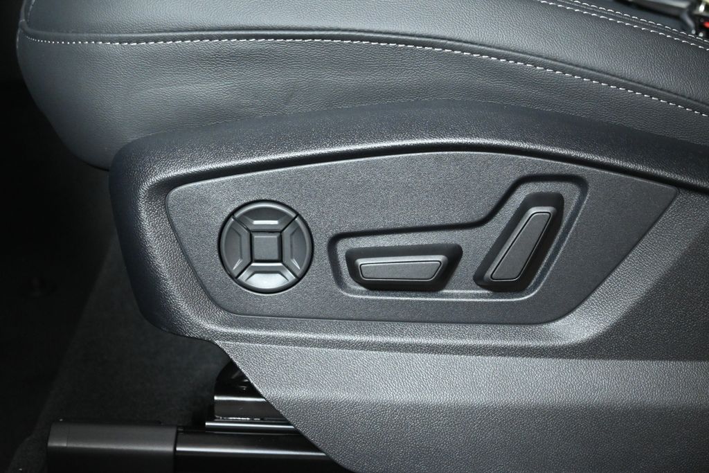 2025 Audi Q7  22