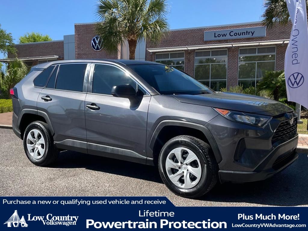 2022 Toyota RAV4 LE FWD