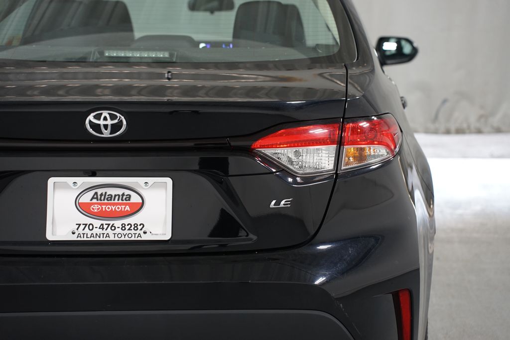 Thumbnail: 2023 Toyota Corolla - 10