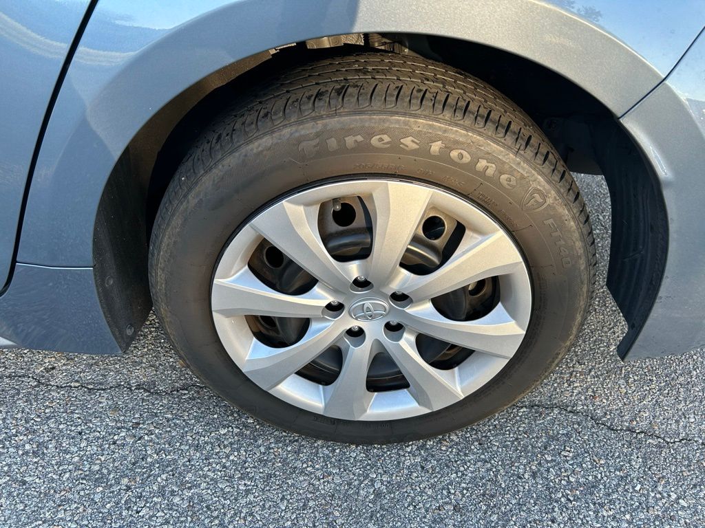 Thumbnail: 2024 Toyota Corolla - 9