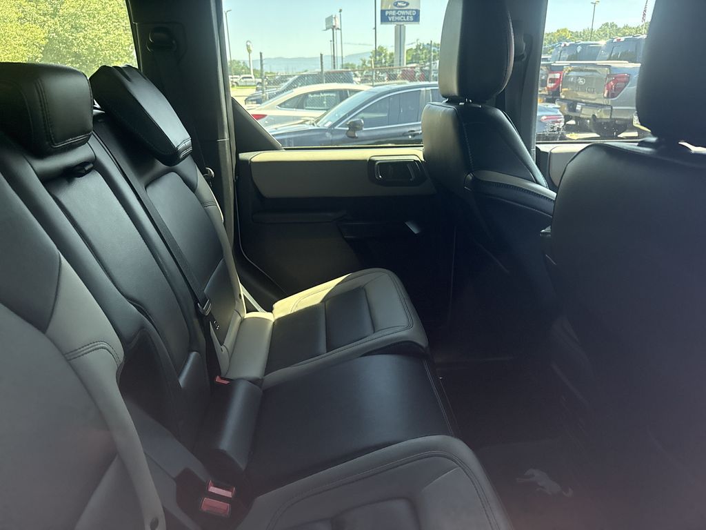 2024 Oxford White Ford Bronco Wildtrak 4X4 SUV