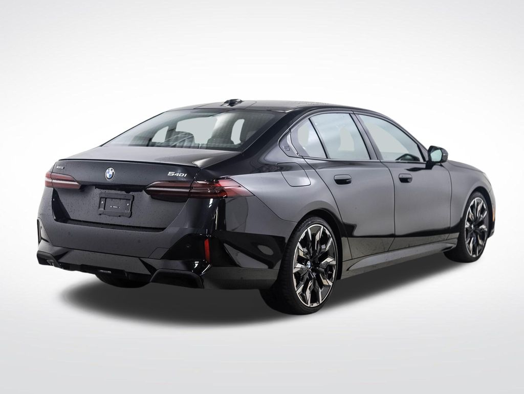Thumbnail: 2027 BMW 5 Series - 5