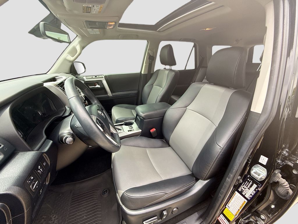 2022 Toyota 4Runner SR5 21