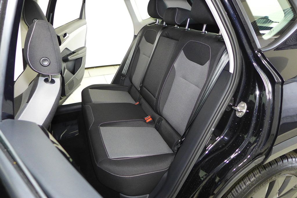 Thumbnail: 2024 Volkswagen Taos - 20